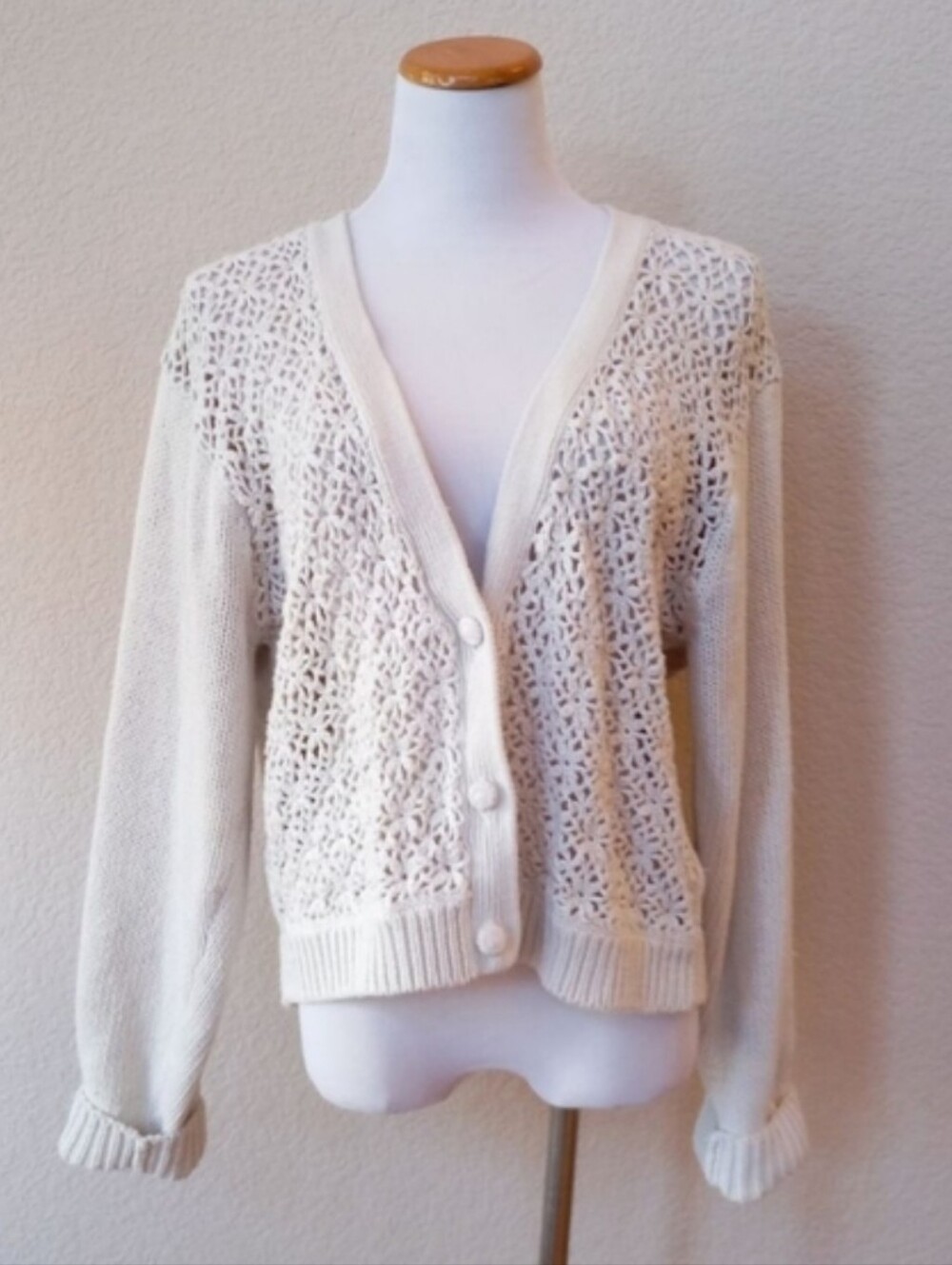 American Weekend vintage cream openwork crochet cardigan